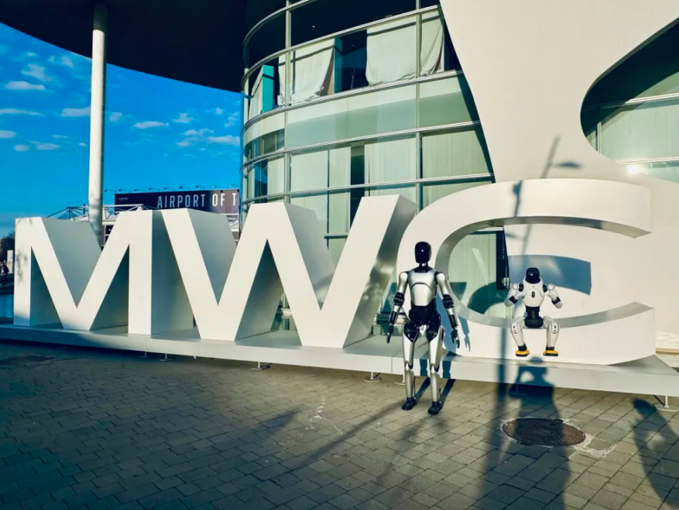 鼎天国际亮相MWC 2026，代表中国机器人接待西班牙国王